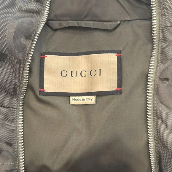 AUTHENTIC GUCCI JUMBO GG monogram CANVAS DOWN VEST green men’s hood puffer gilet - Picture 9 of 10